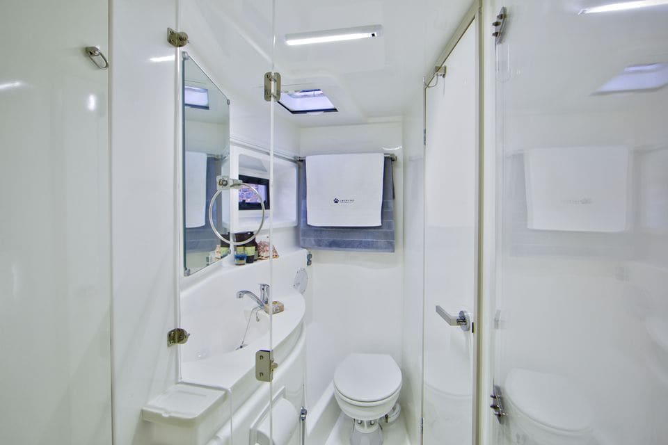 48ft Catamaran Cabin — photo 3 of 9