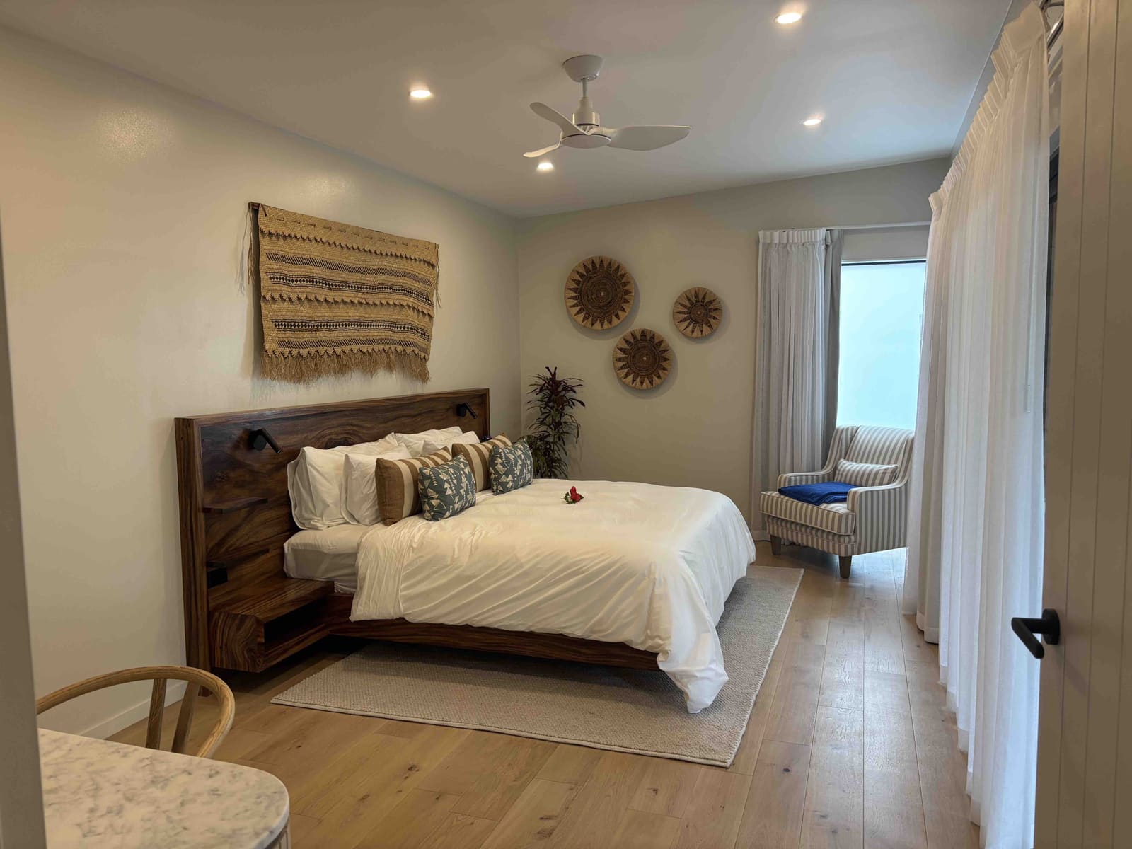 Two Bedroom Home w Pool — photo 2 of 16