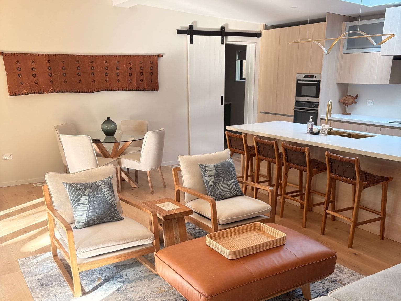 Two Bedroom Home w Pool — photo 16 of 16